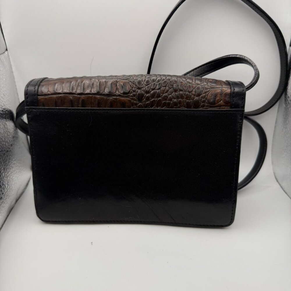 Brahmin Black Leather Crocodile Embossed Crossbody Bag Multiple Compartments - Picture 2 of 8